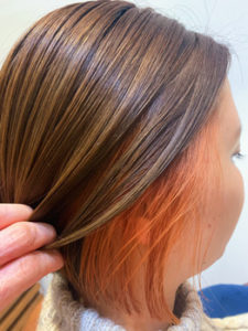 インナーカラーボブ