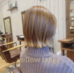 イエローベージュで裾カラー