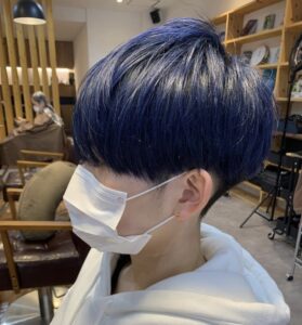 メンズのブルーカラー