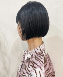 黒髪でも可愛いミニボブ♪