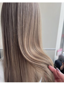 柔らかい透明感ベージュ